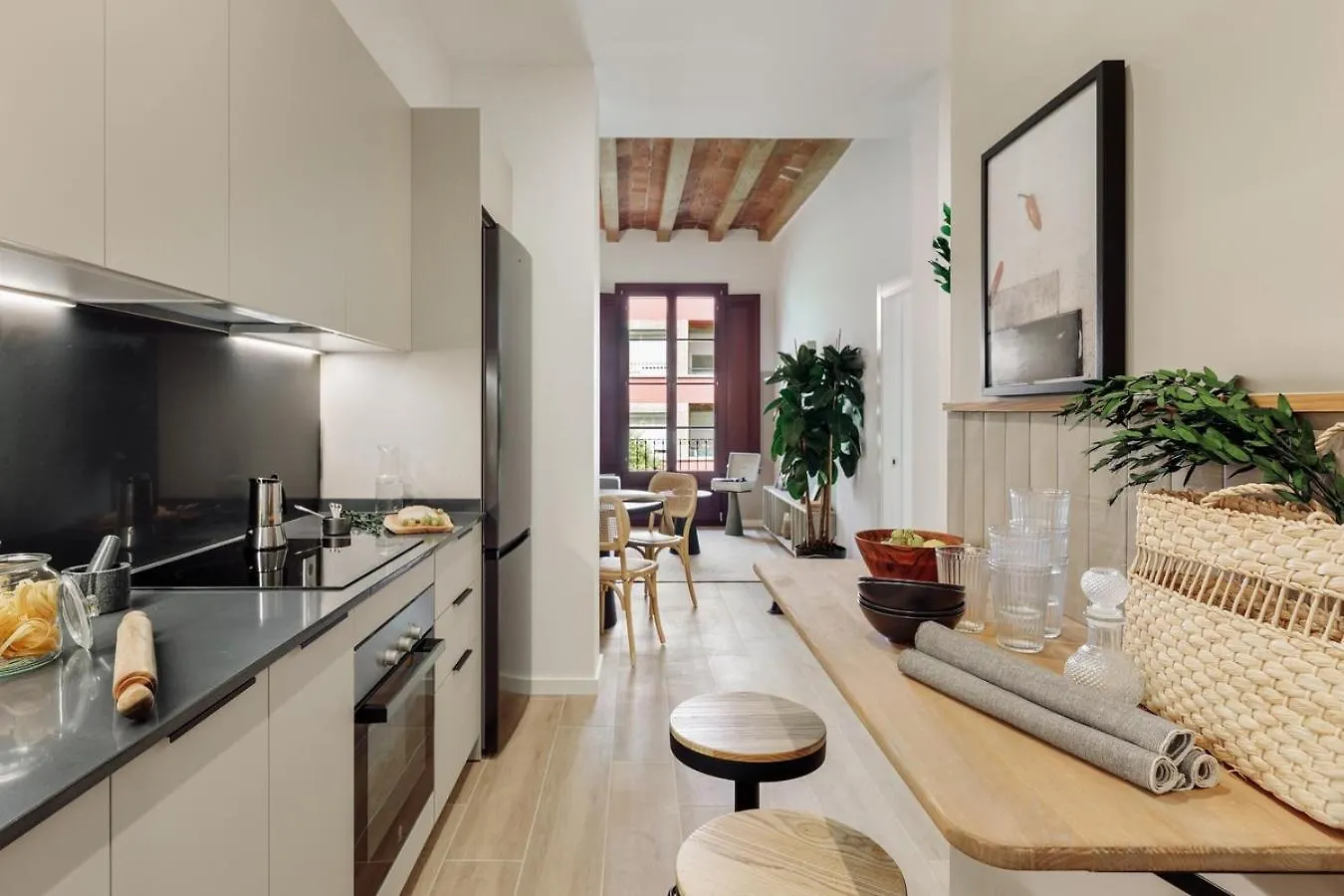 Estiu - 2 Bedrooms And Balcony In Sant Antoni Barcelona